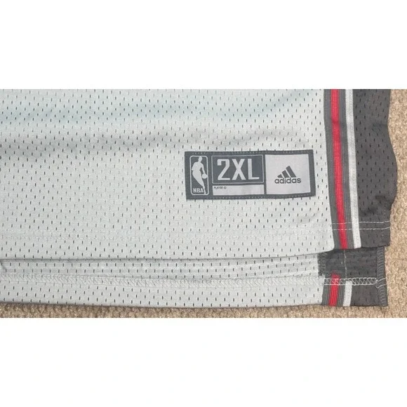 Adidas NBA Cleveland Cavaliers #23 Lebron James Basketball Jersey Size 2XL - Picture 3 of 9